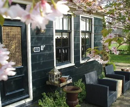 De Bedstee Bed & Breakfast *